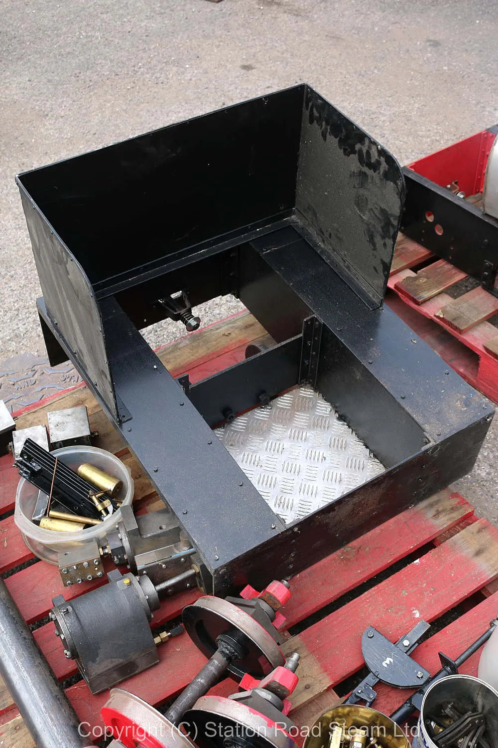 7 1/4 inch narrow gauge 0-4-0ST