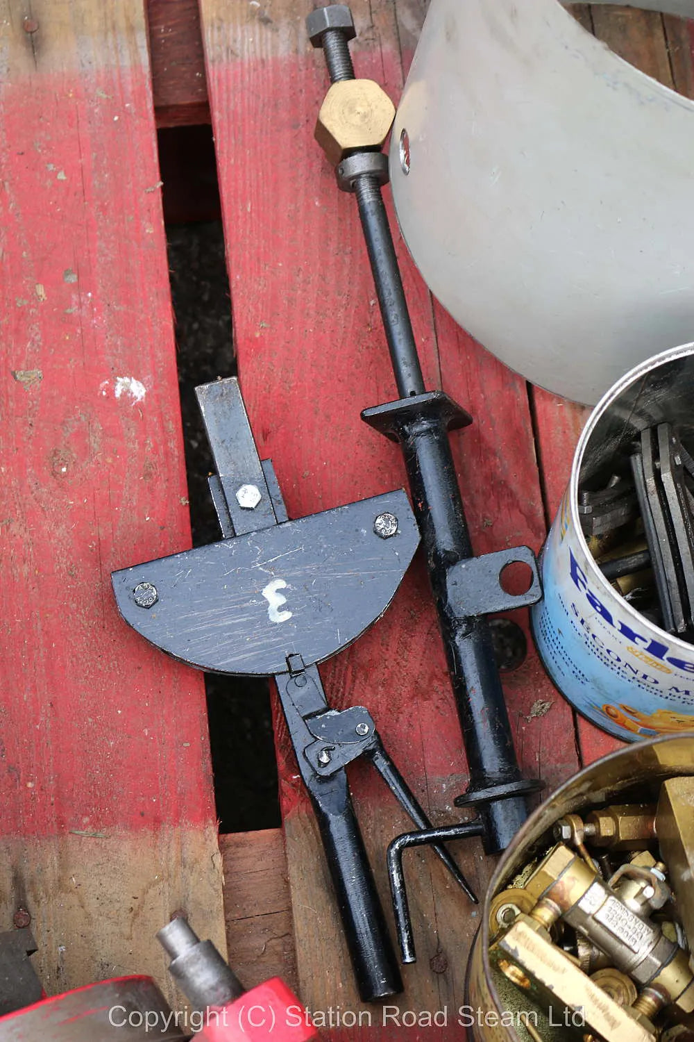 7 1/4 inch narrow gauge 0-4-0ST