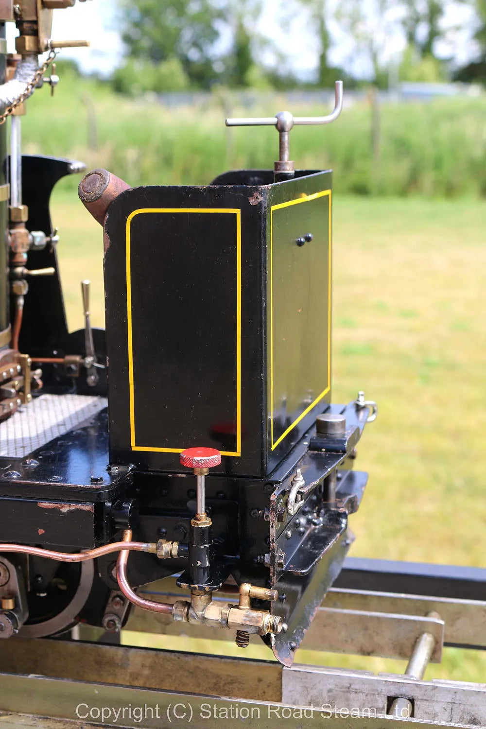 5 inch gauge DeWinton 0-4-0VB