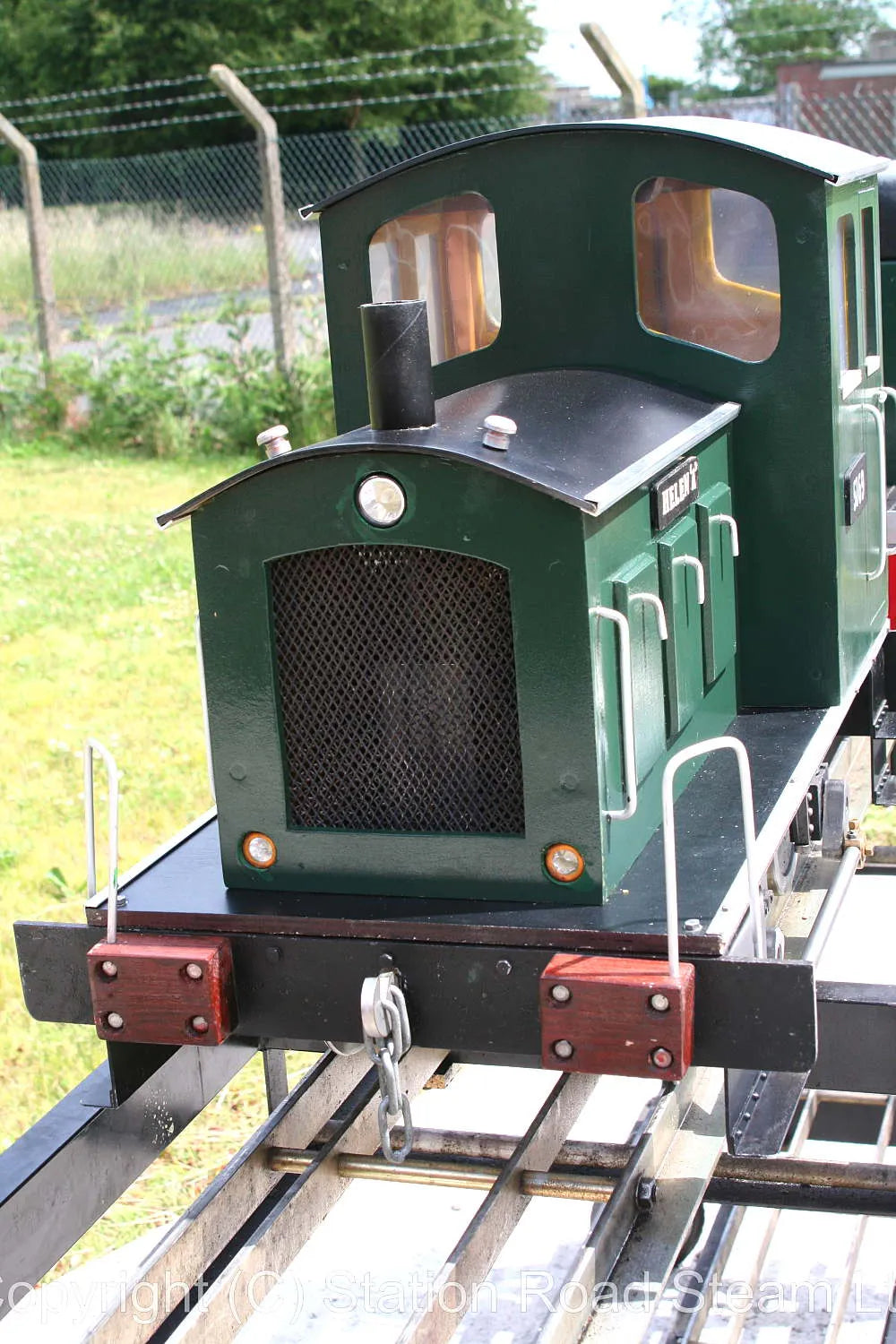 7 1/4 inch gauge battery electric 0-4-0 with driving truck