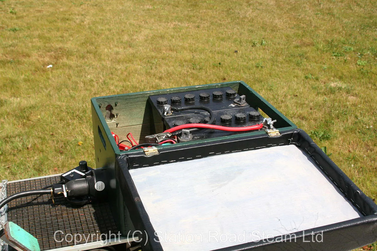 7 1/4 inch gauge battery electric 0-4-0 with driving truck