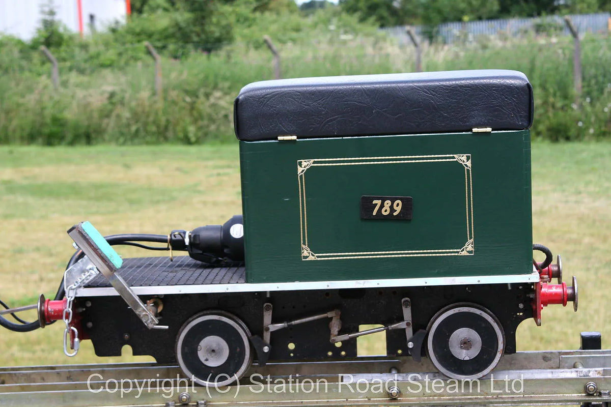 7 1/4 inch gauge battery electric 0-4-0 with driving truck