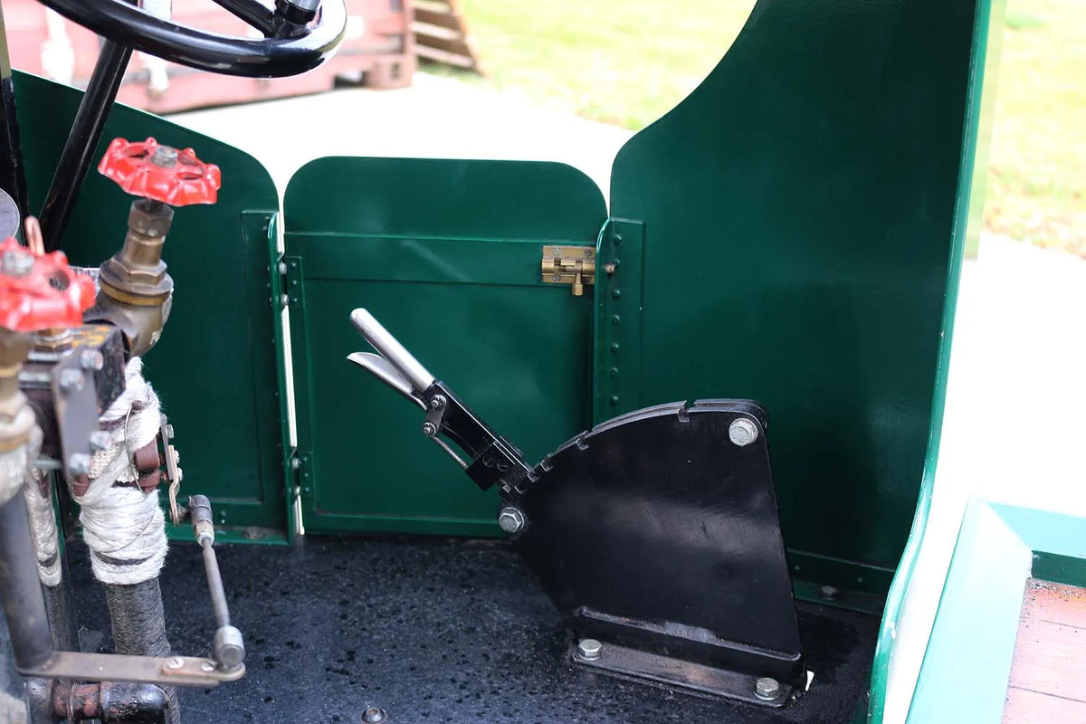 6 inch scale Clayton steam wagon with road trailer