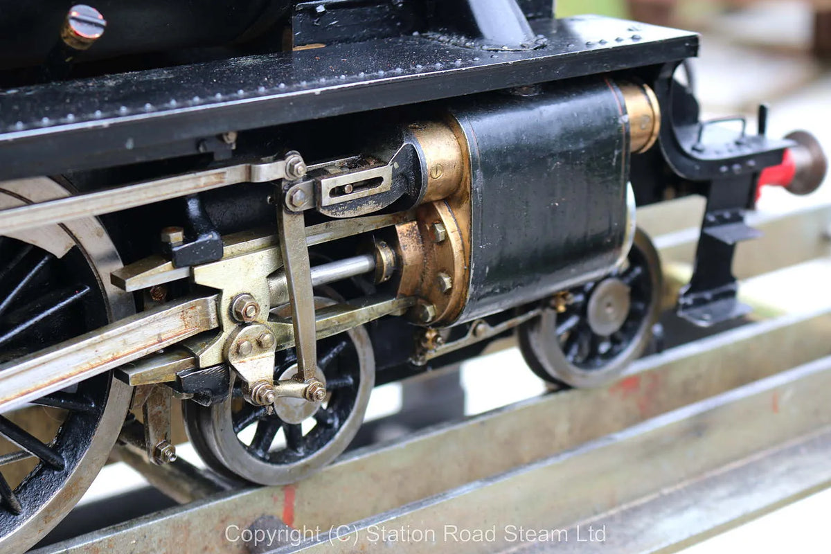3 1/2 inch gauge Black 5