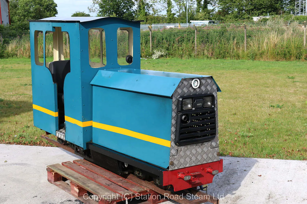 7 1/4 inch gauge sit-in diesel locomotive