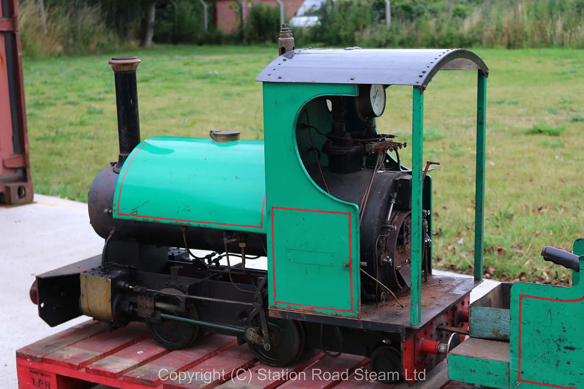 7 1/4 inch gauge "Sweet William" with ride on tender