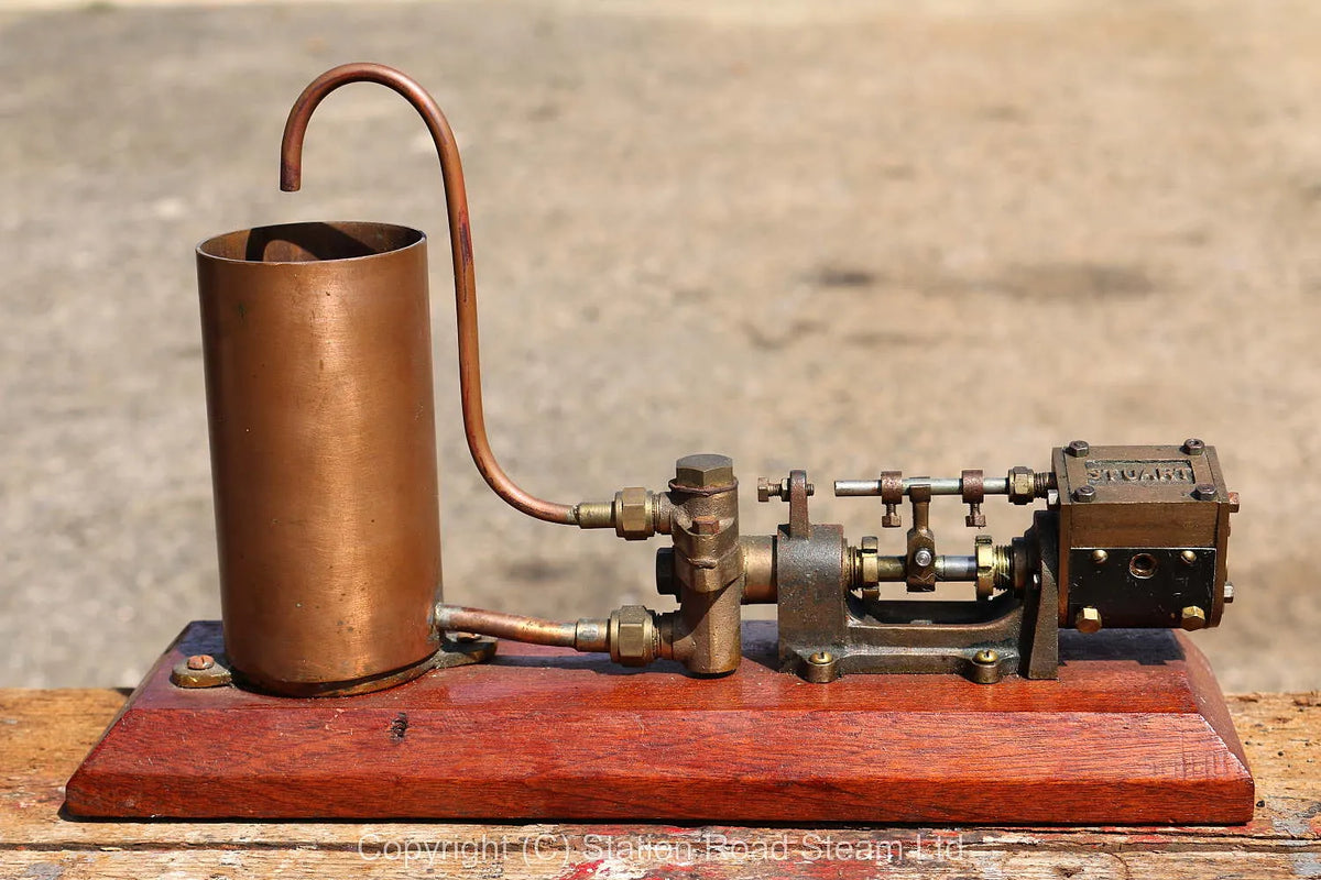 Stuart steam pump with water tank