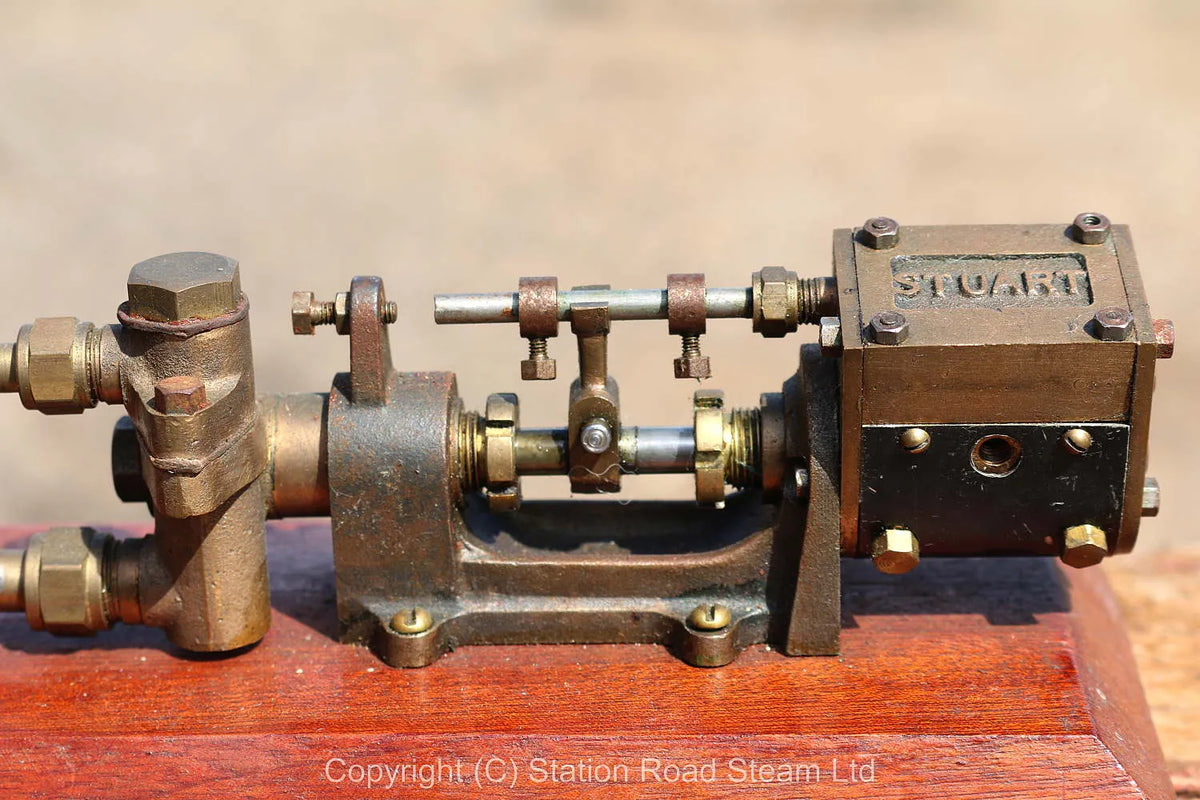 Stuart steam pump with water tank