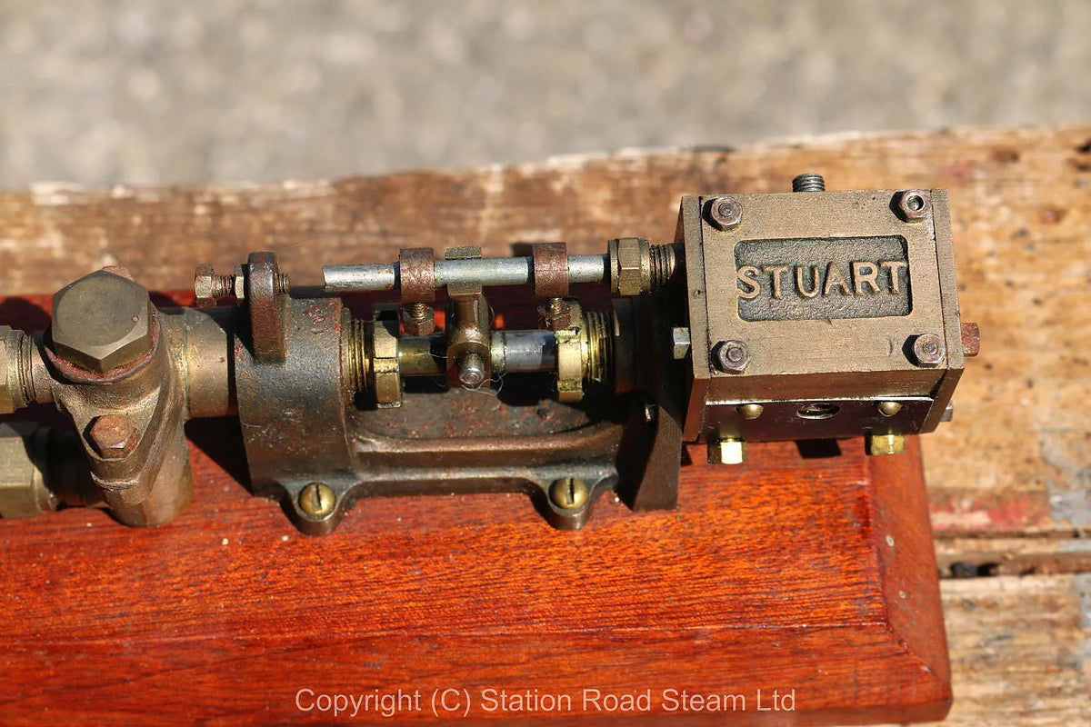 Stuart steam pump with water tank