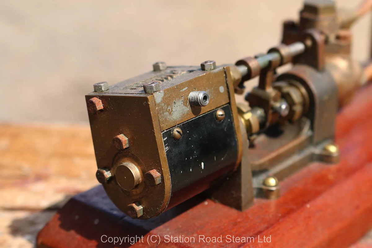 Stuart steam pump with water tank