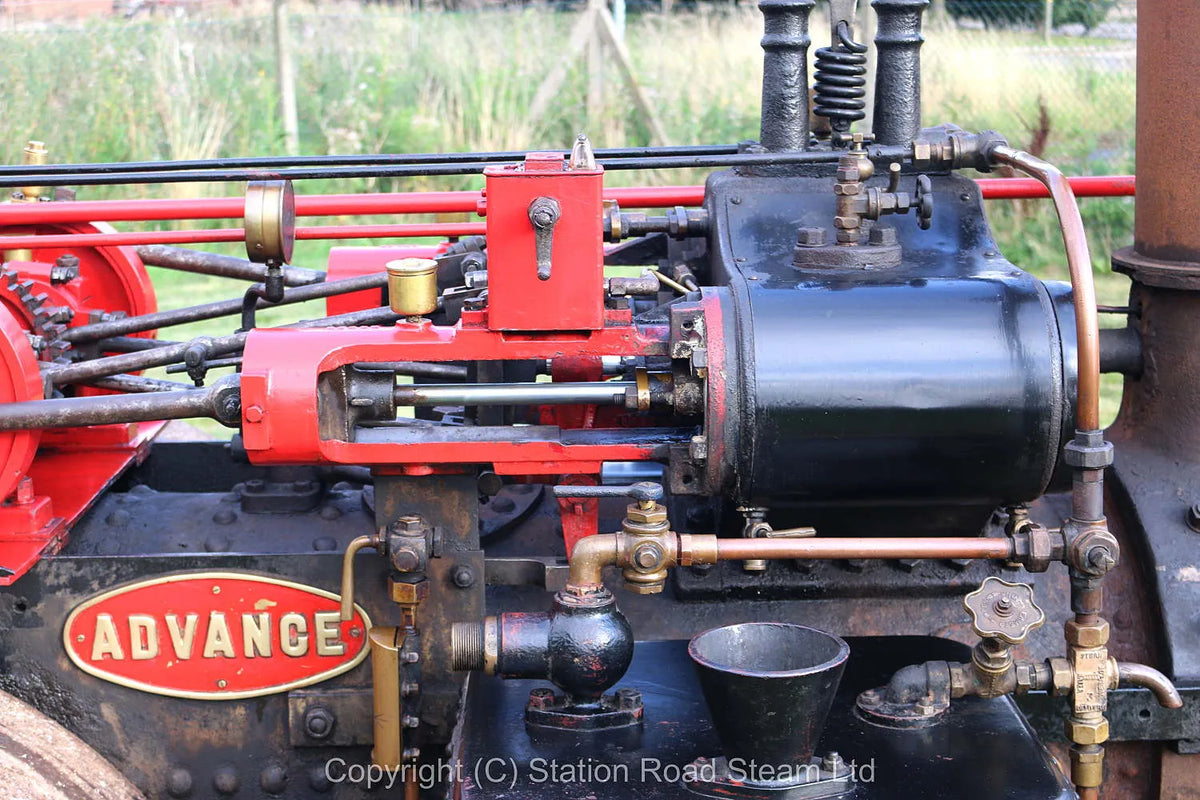 Wallis & Steevens "Advance" 6 ton steam roller