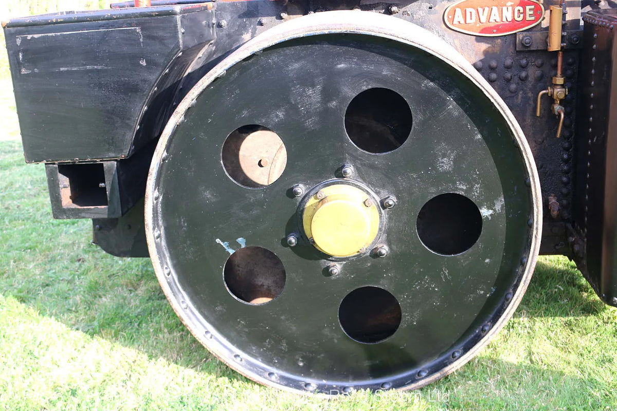 Wallis & Steevens "Advance" 6 ton steam roller