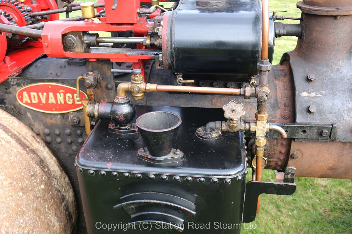 Wallis & Steevens "Advance" 6 ton steam roller