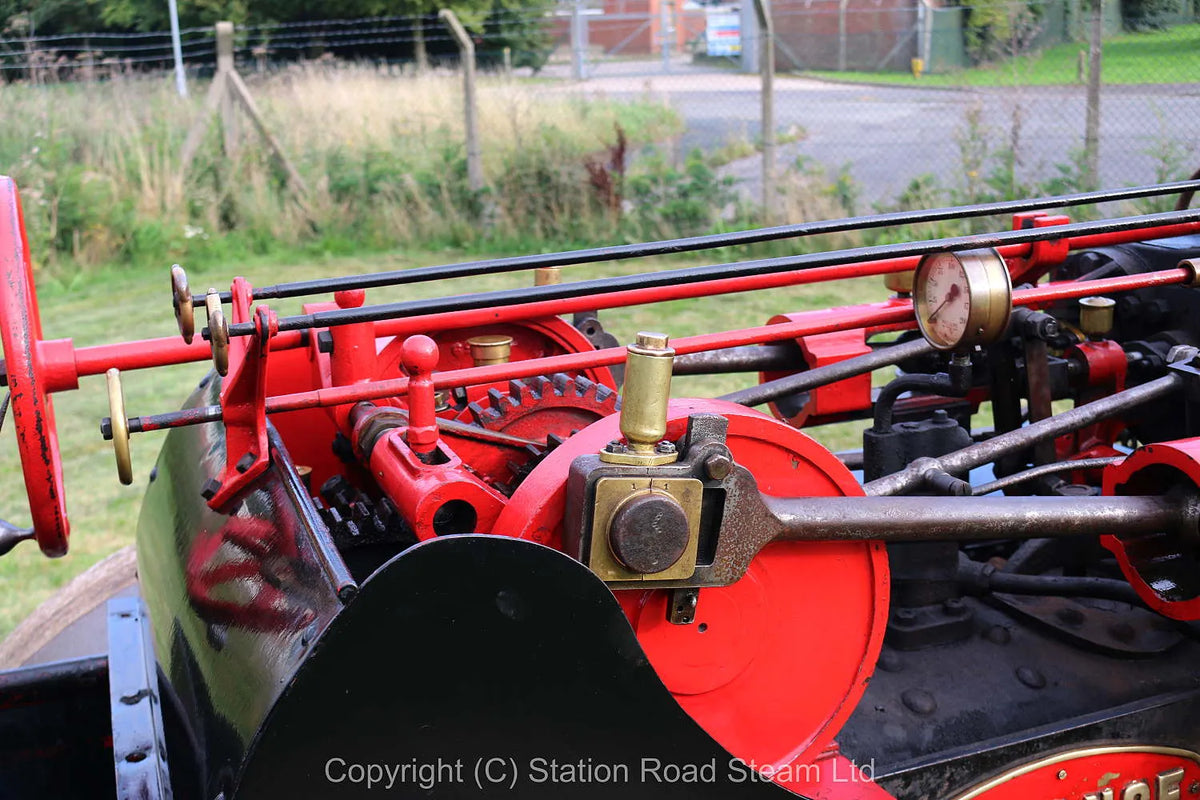 Wallis & Steevens "Advance" 6 ton steam roller