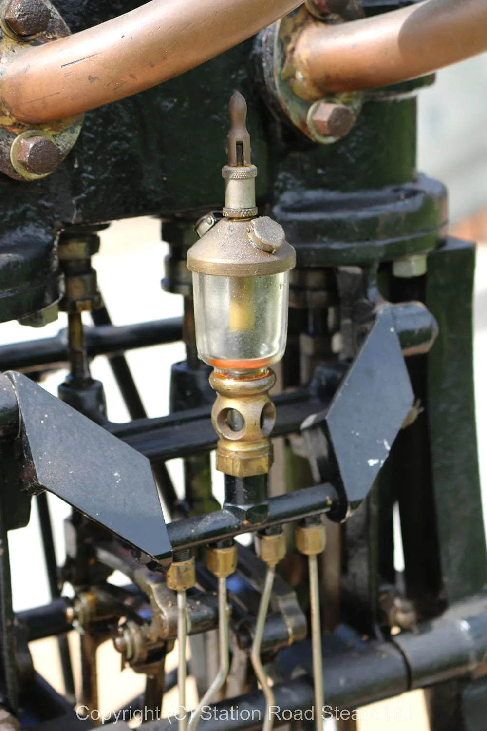 Steam car with Locomobile engine