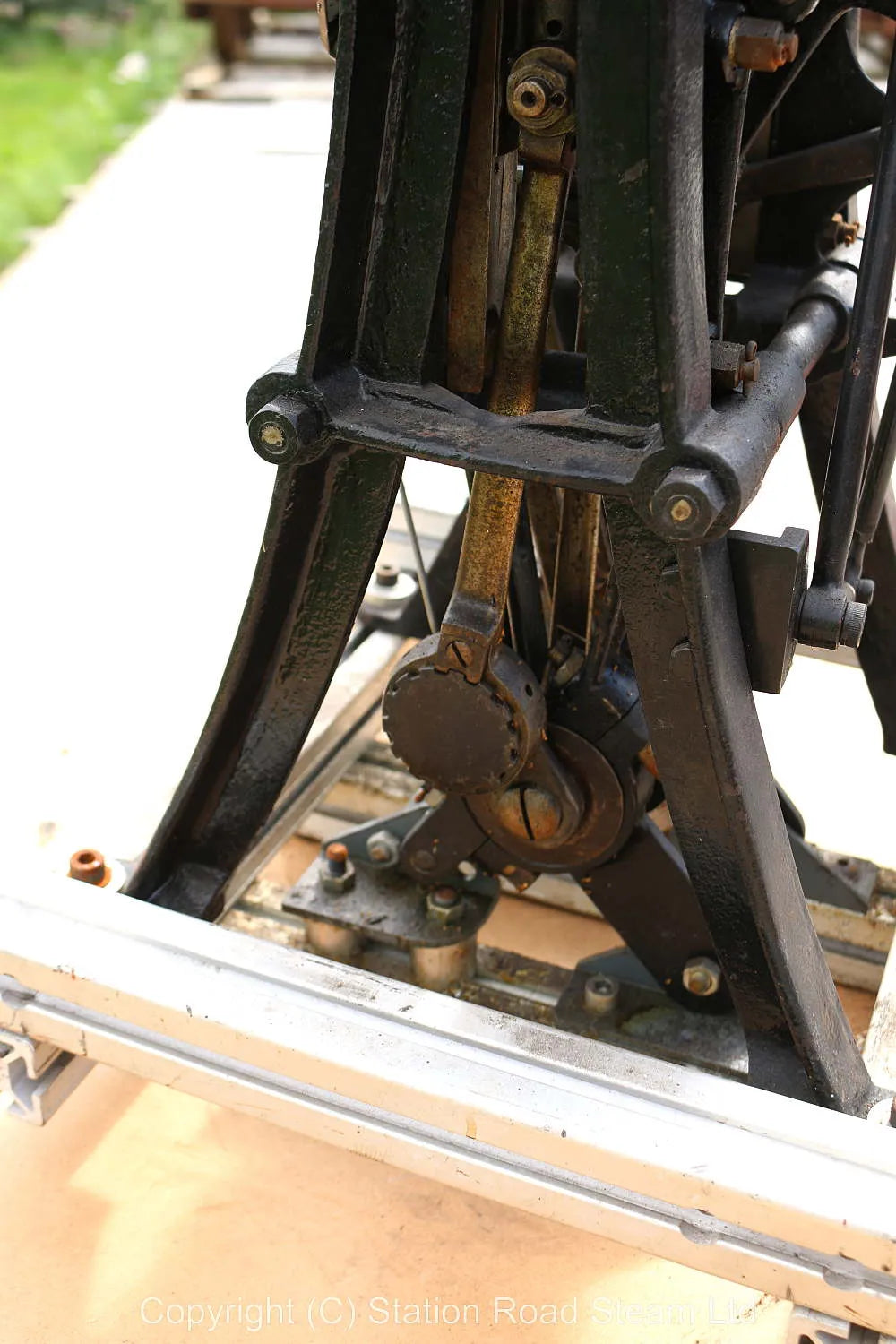 Steam car with Locomobile engine