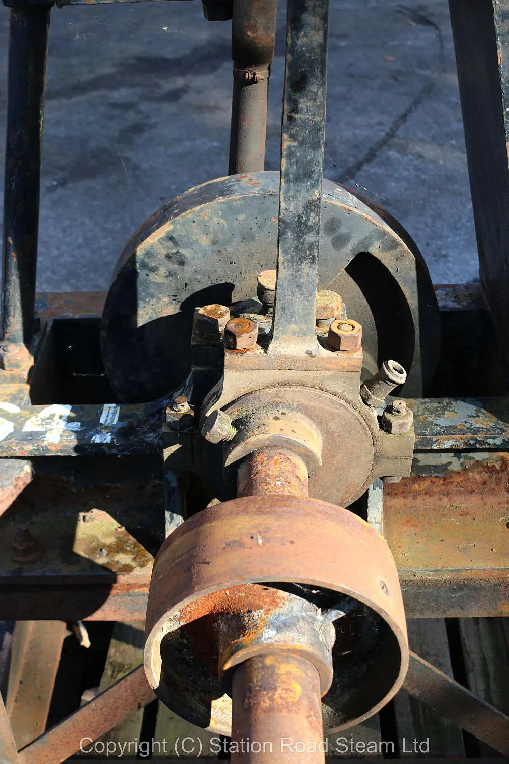 W.H.Coward & Co vertical engine