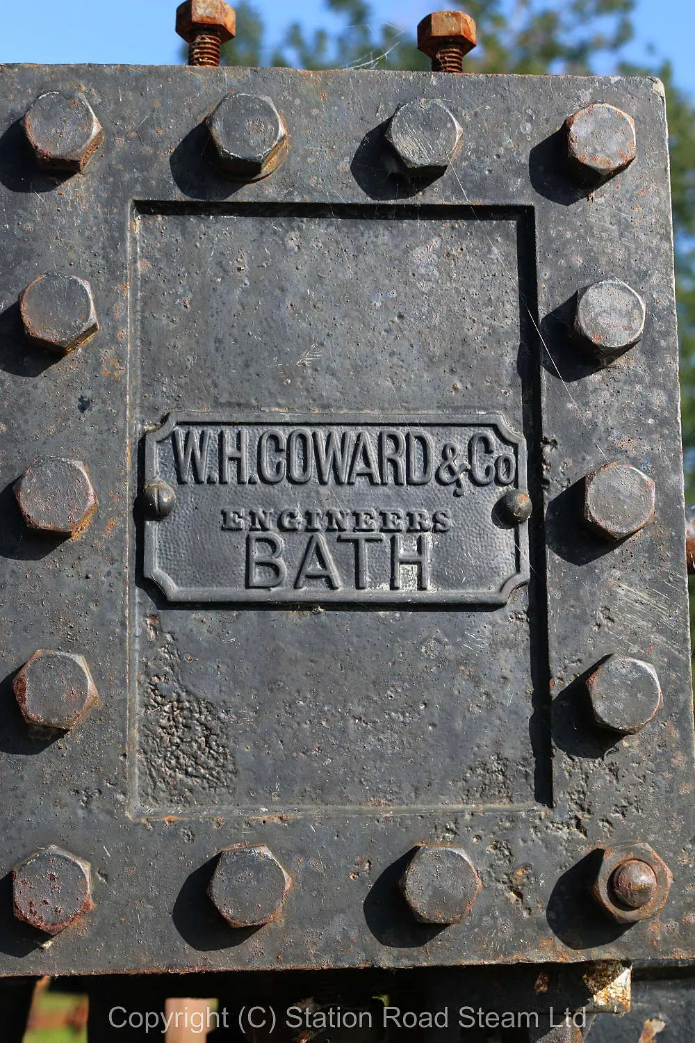 W.H.Coward & Co vertical engine