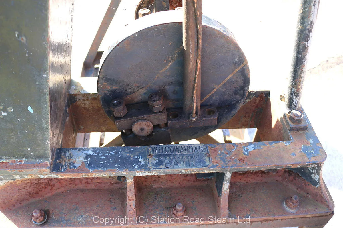 W.H.Coward & Co vertical engine
