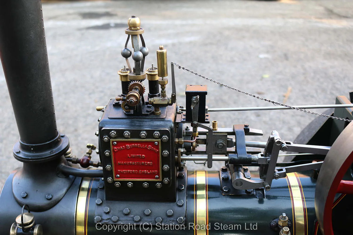 3 inch scale Burrell agricultural engine with driving truck