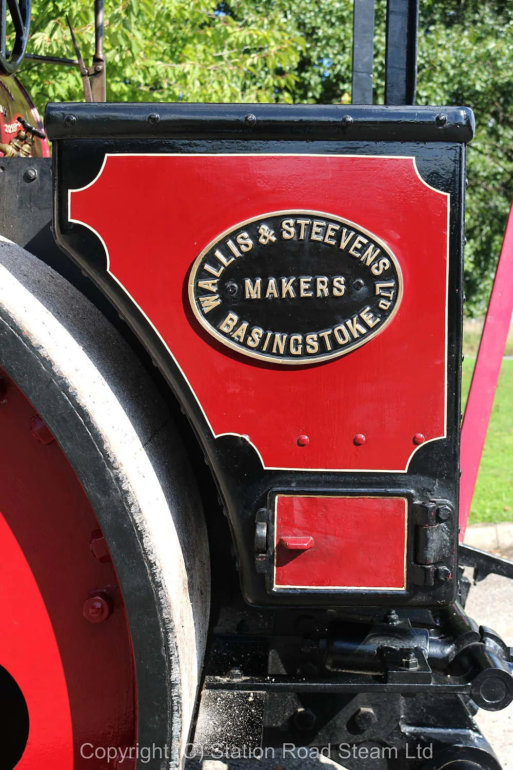 Wallis & Steevens "Advance" 10 ton steam roller