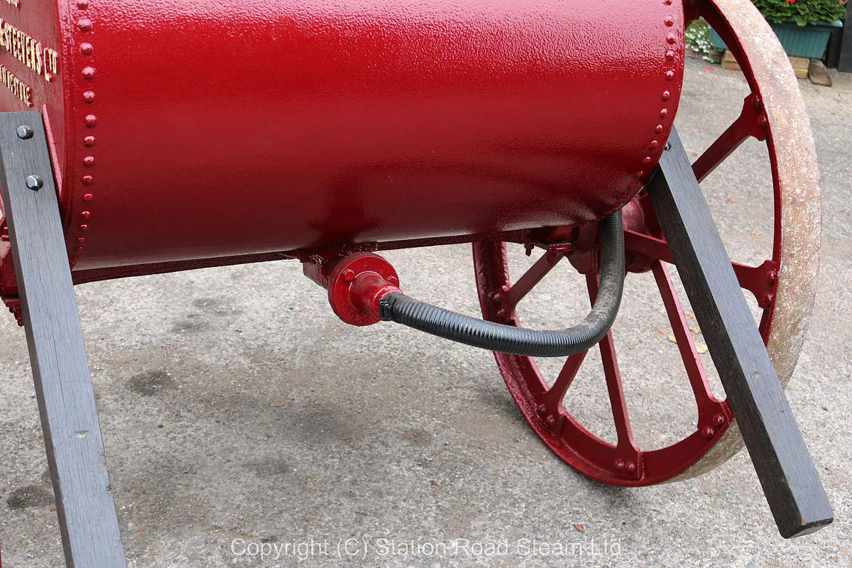 Wallis & Steevens water bowser