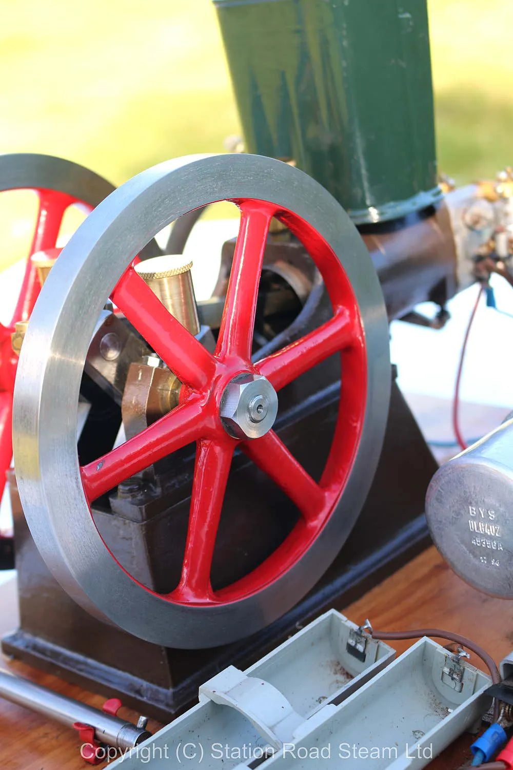 Westbury "Wyvern" open crank engine
