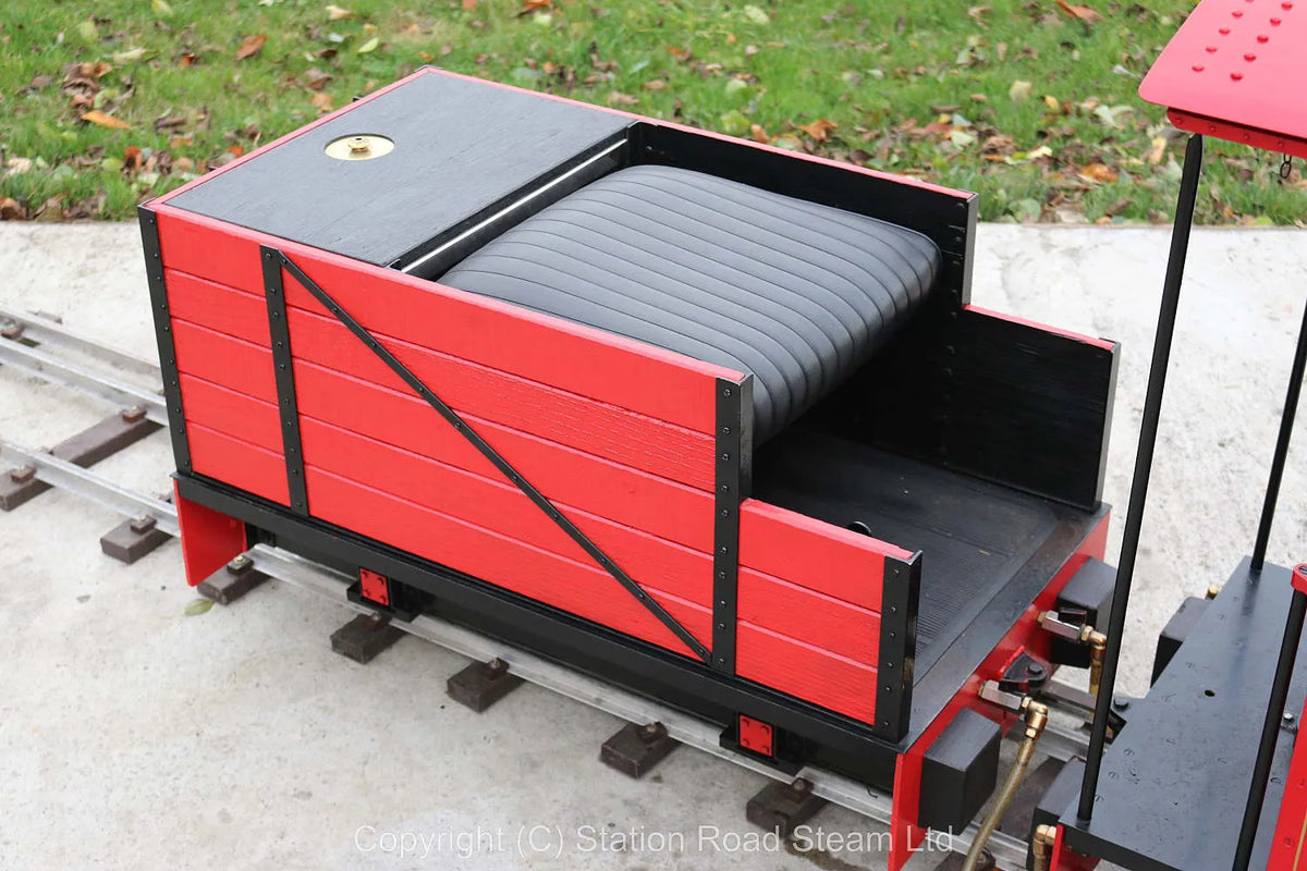 7 1/4 inch gauge Bagnall with tender