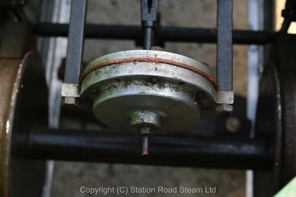Pair of sit vacuum-braked 7 1/4 inch gauge coaches