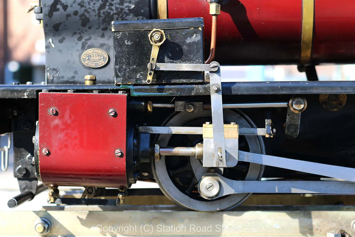 5 inch gauge Polly II 0-4-0 with tender