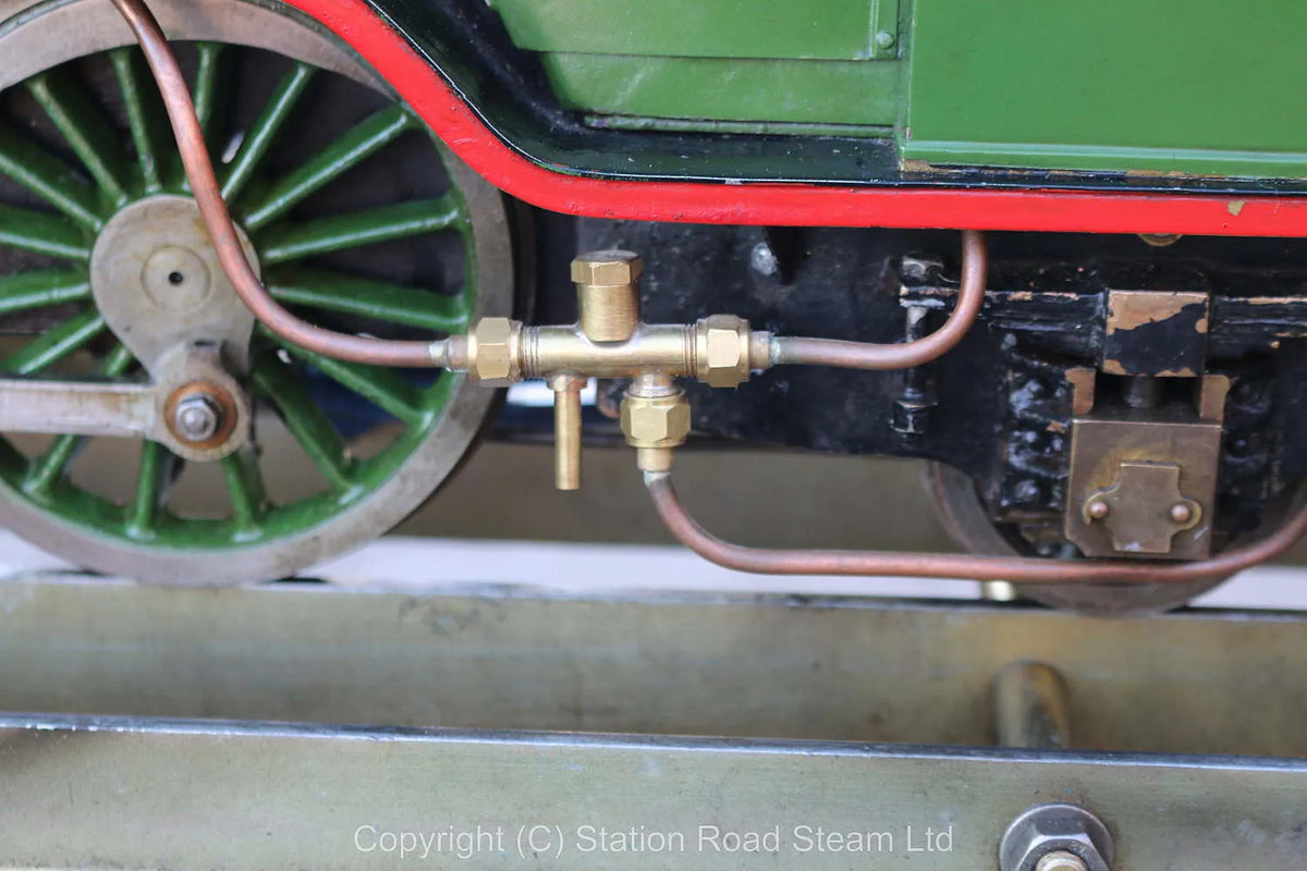3 1/2 inch gauge LNER V4 2-6-0 "Bantam Cock"