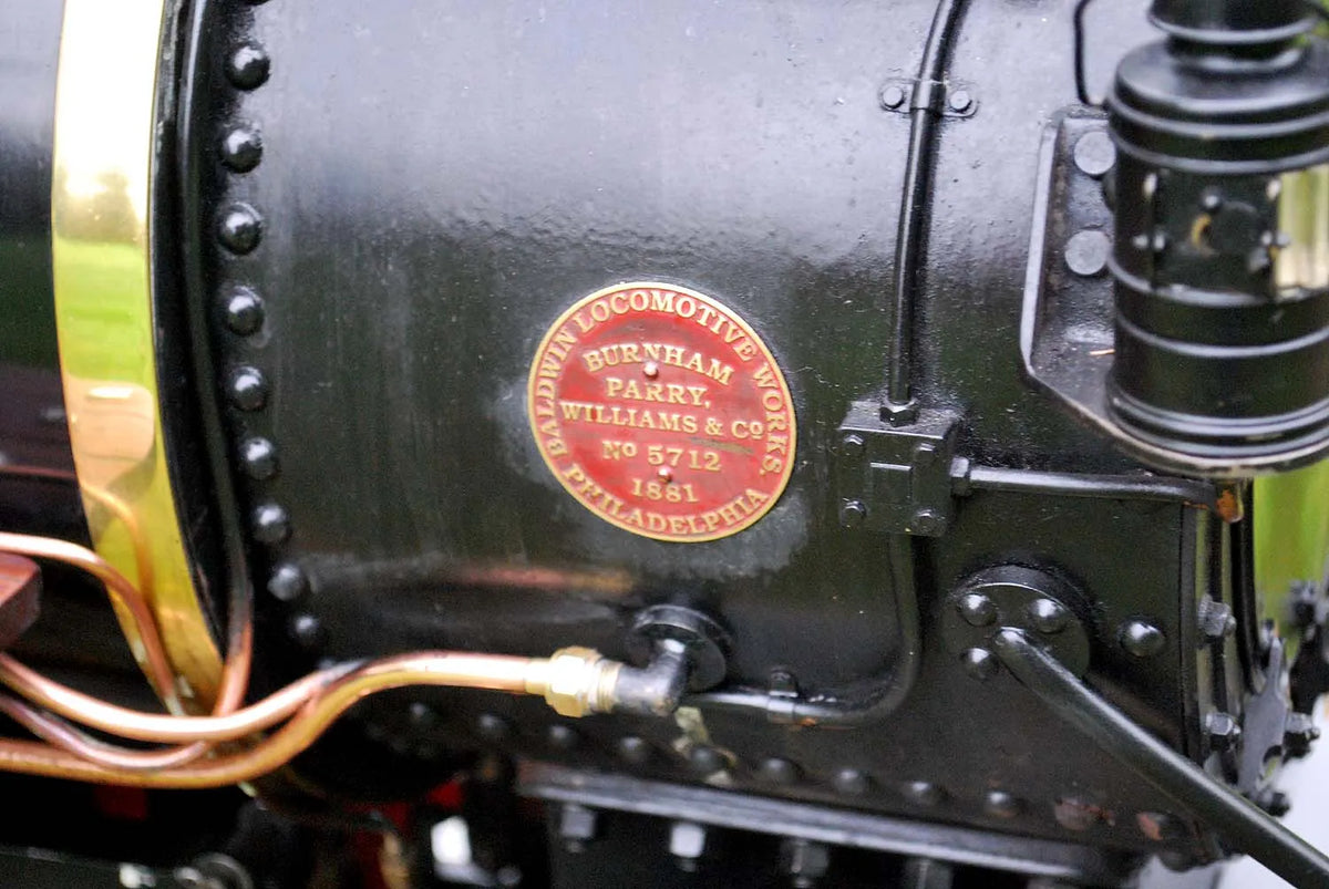 7 1/4 inch gauge Baldwin C19 with road trailer