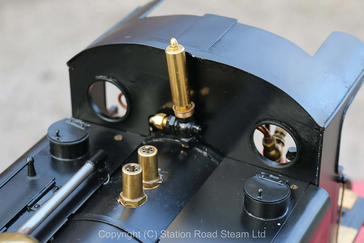 3 1/2 inch gauge "Rob Roy" 0-6-0T with rolling road