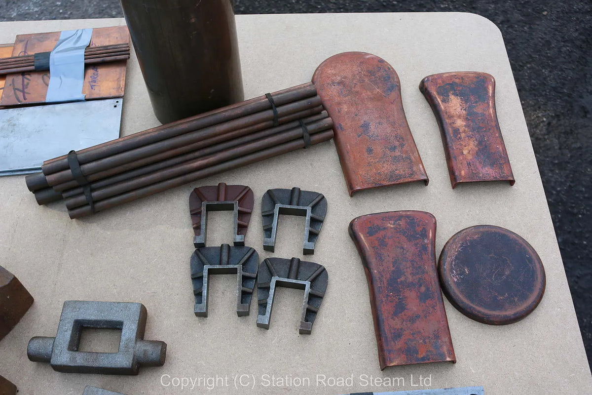 5 inch gauge "Ajax" 0-4-0T flanged boiler kit, castings, cylinder pattern (1 of 2)
