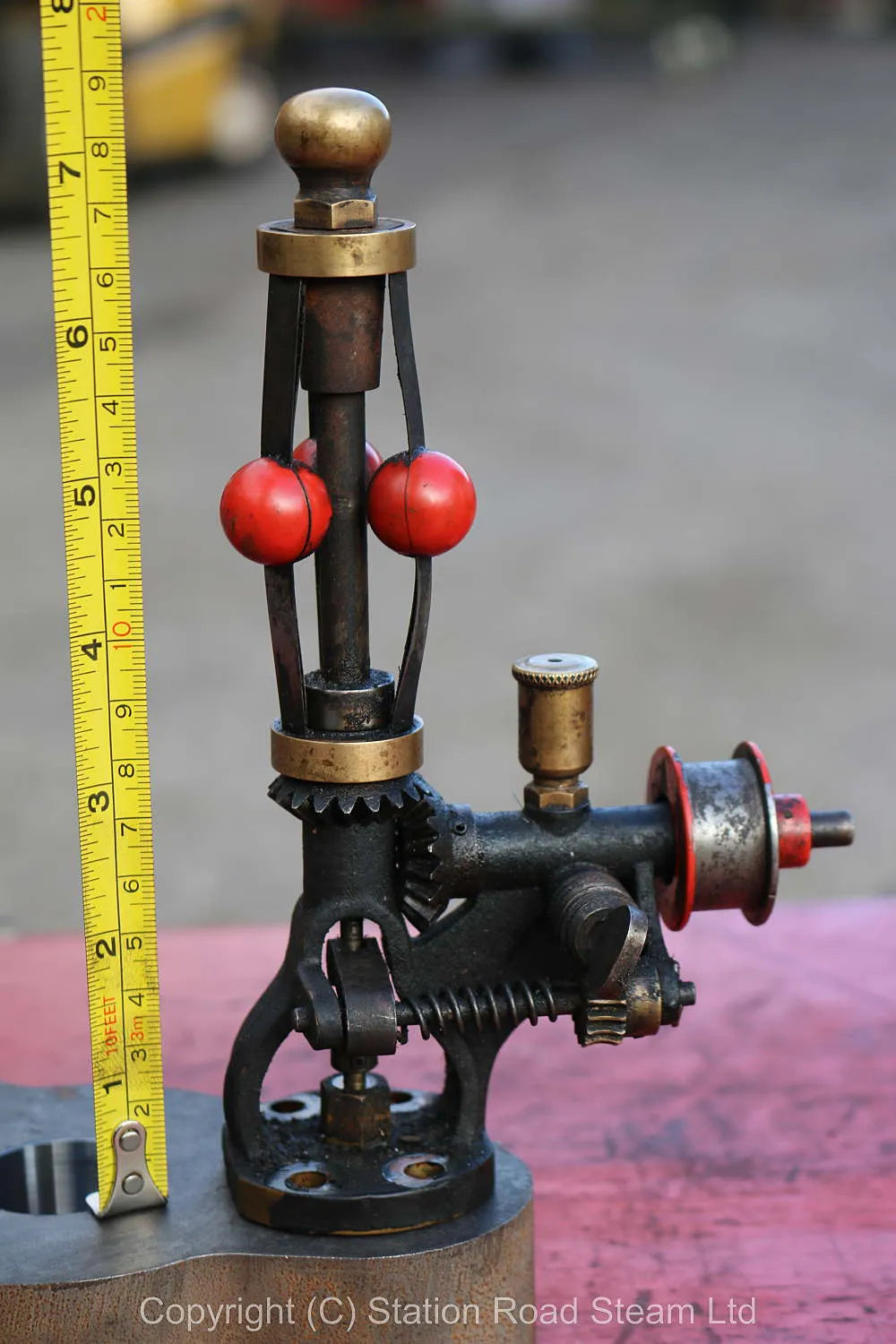 4 inch scale Pickering governor