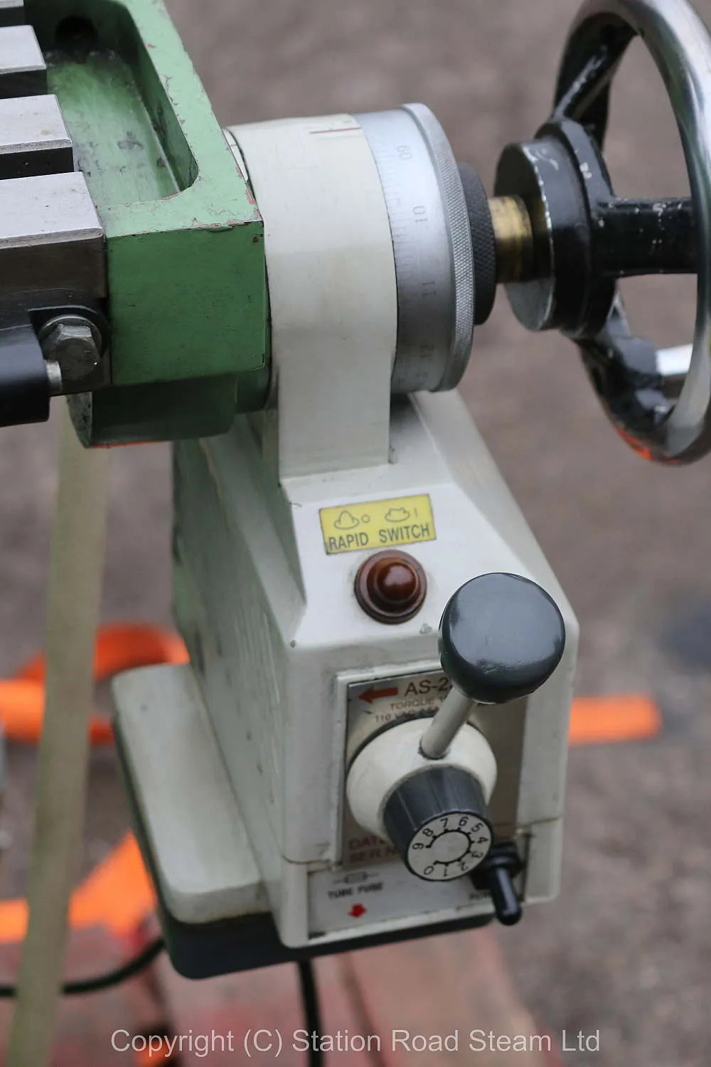 Warco VMC mill with power table feed