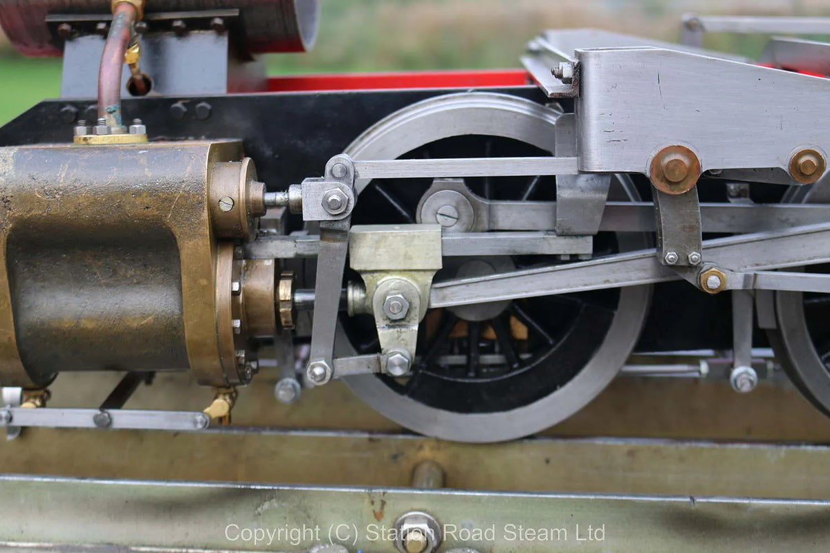 5 inch gauge GWR 15XX 0-6-0PT