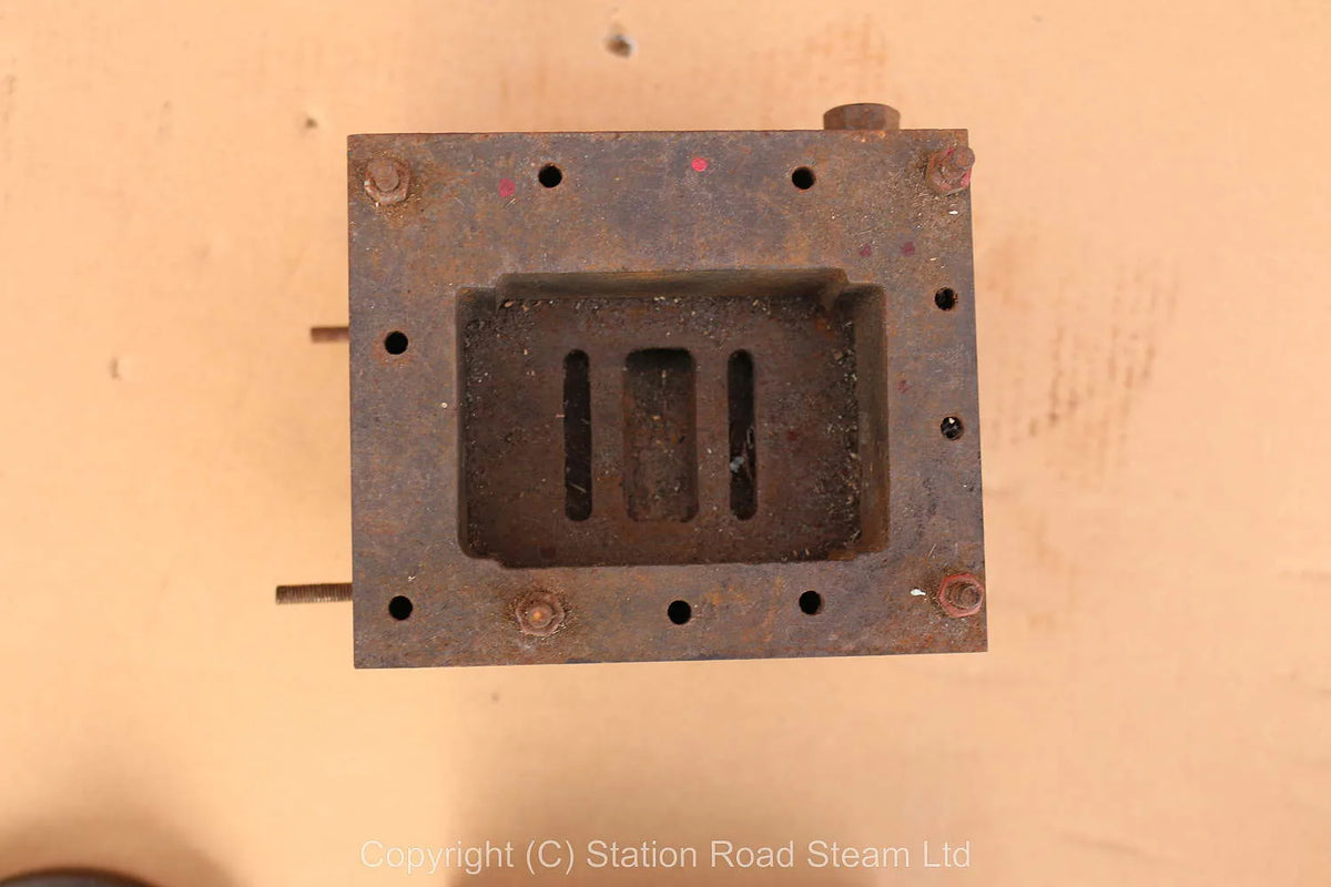 7 1/4 inch gauge Mogul frames and wheels