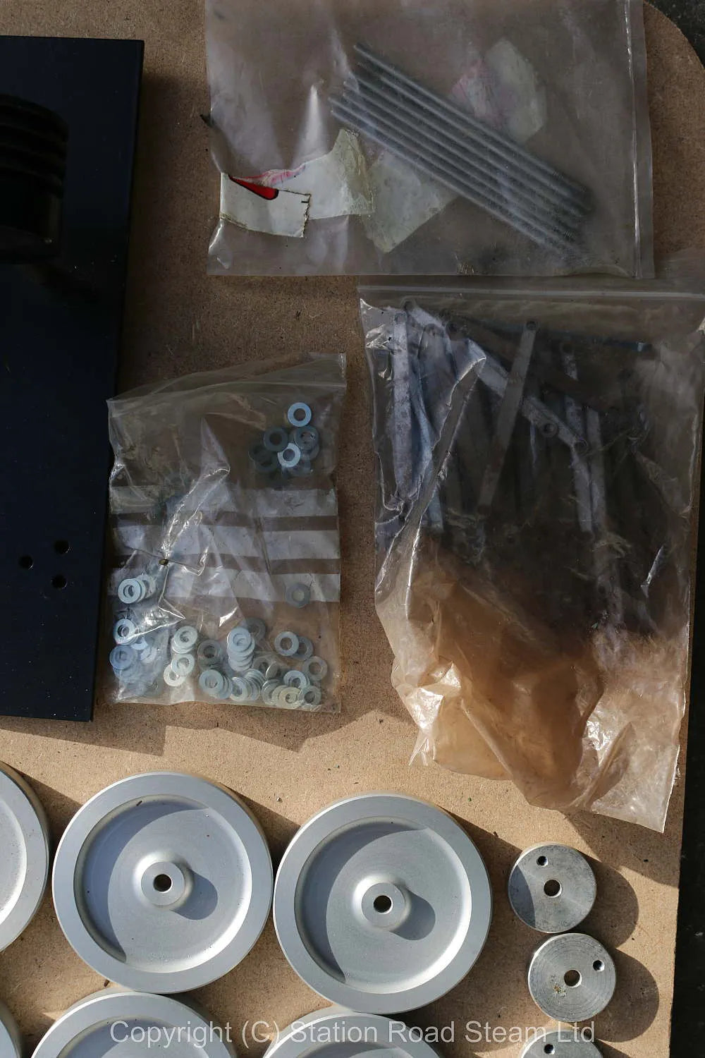 Parts for "Super Vee" hot air engines