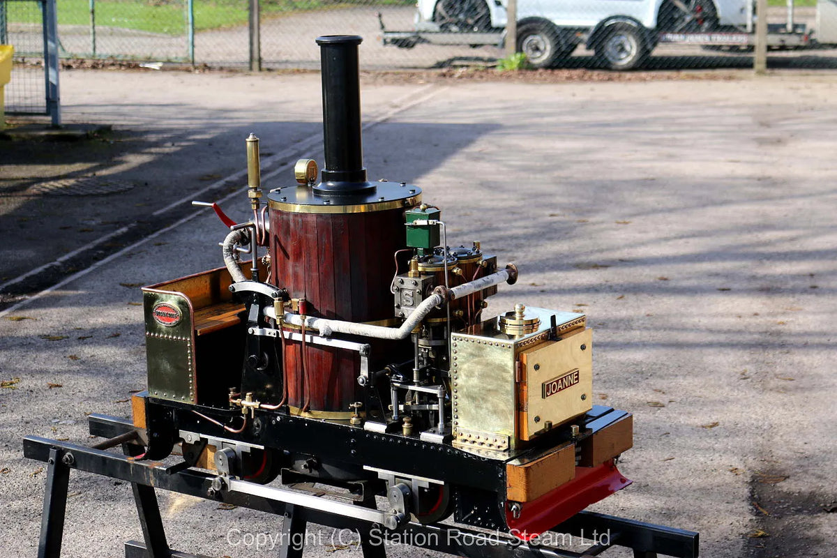 7 1/4 inch gauge De Winton 0-4-0 VBT
