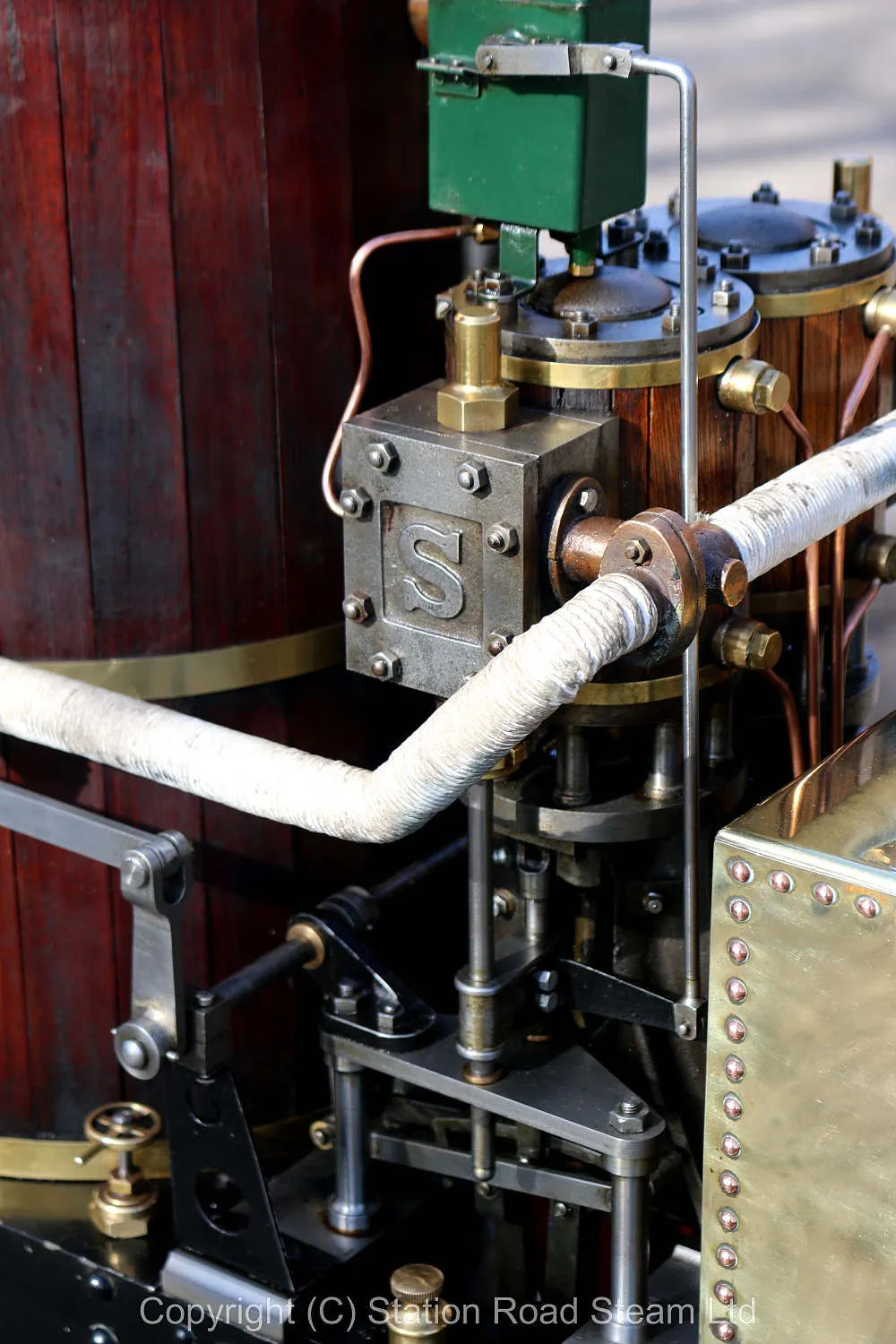 7 1/4 inch gauge De Winton 0-4-0 VBT