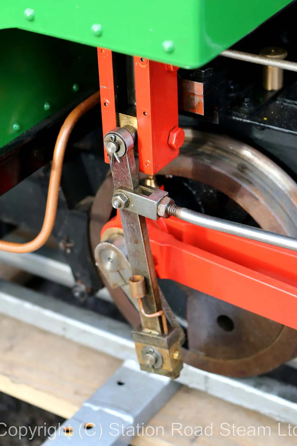 7 1/4 inch gauge "Romulus" 0-4-0T with tender