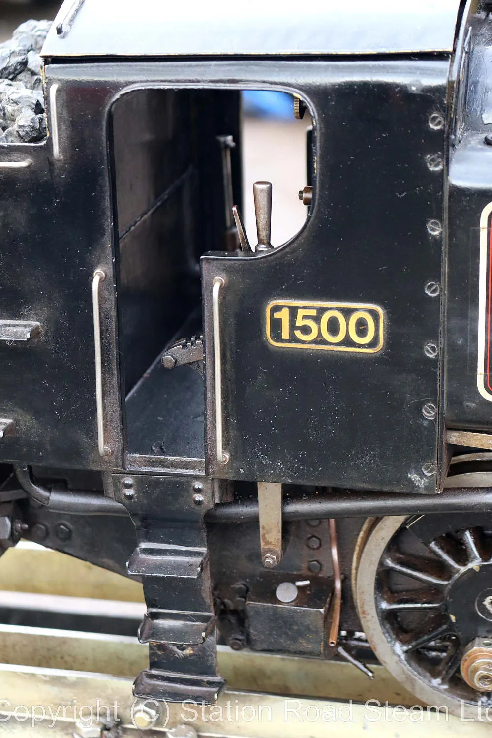 5 inch gauge GWR 15XX 0-6-0PT