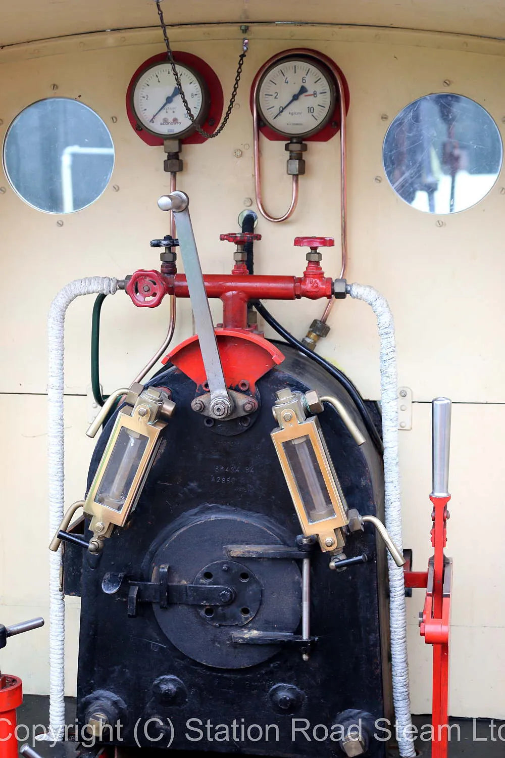 15 inch gauge 0-4-0 "Raf"