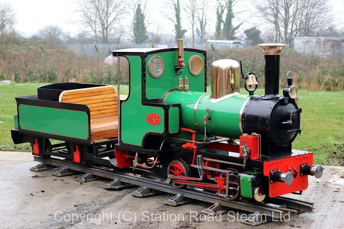 15 inch gauge 0-4-0 "Raf"