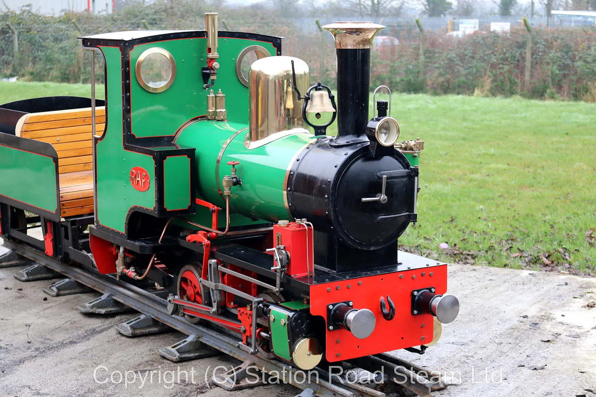 15 inch gauge 0-4-0 "Raf"