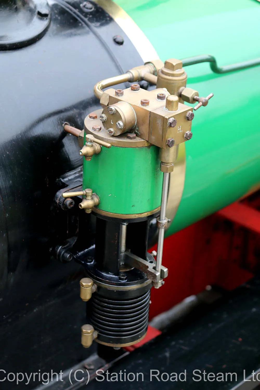 15 inch gauge 0-4-0 "Raf"
