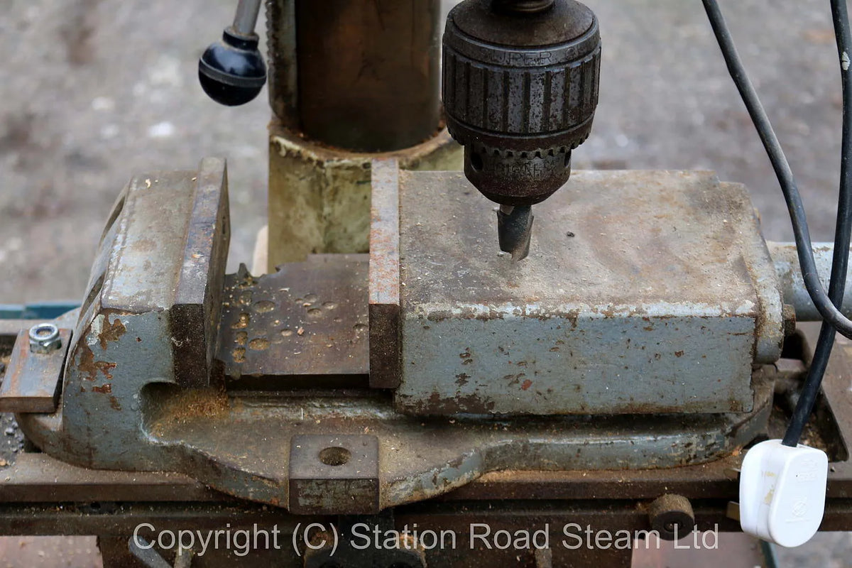Warco vertical milling machine