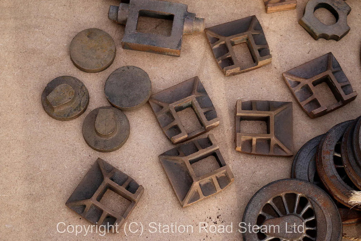 Frames, patterns & castings for 3 1/2 inch gauge Bassett Lowke 0-6-0T