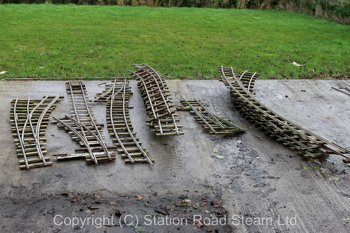 Quantity 5 inch gauge track with four turnouts